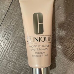 Clinique moisture surge overnight mask